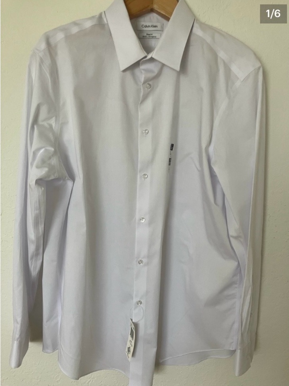 Calvin Klein Men's Slim fit l/s White Dress Shirt. Sz 17.5x 34/35 XL. NWT